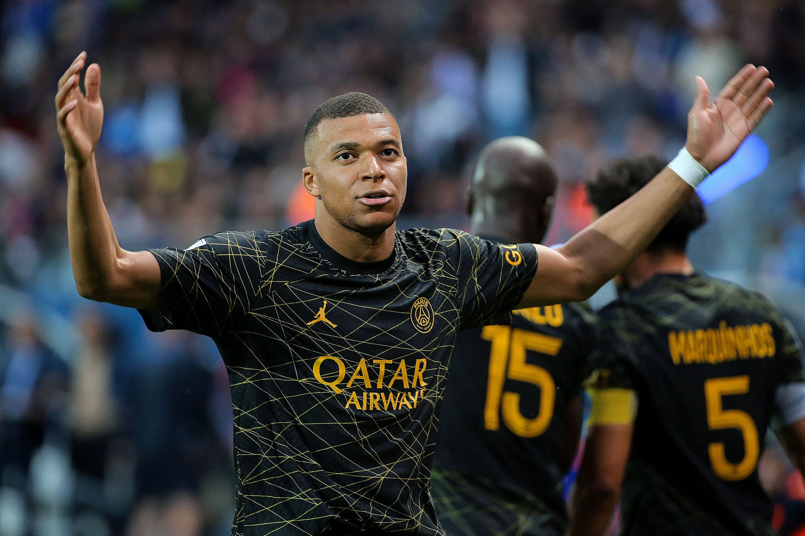 Mbappé permanecerá en PSG. Foto: Getty Images.