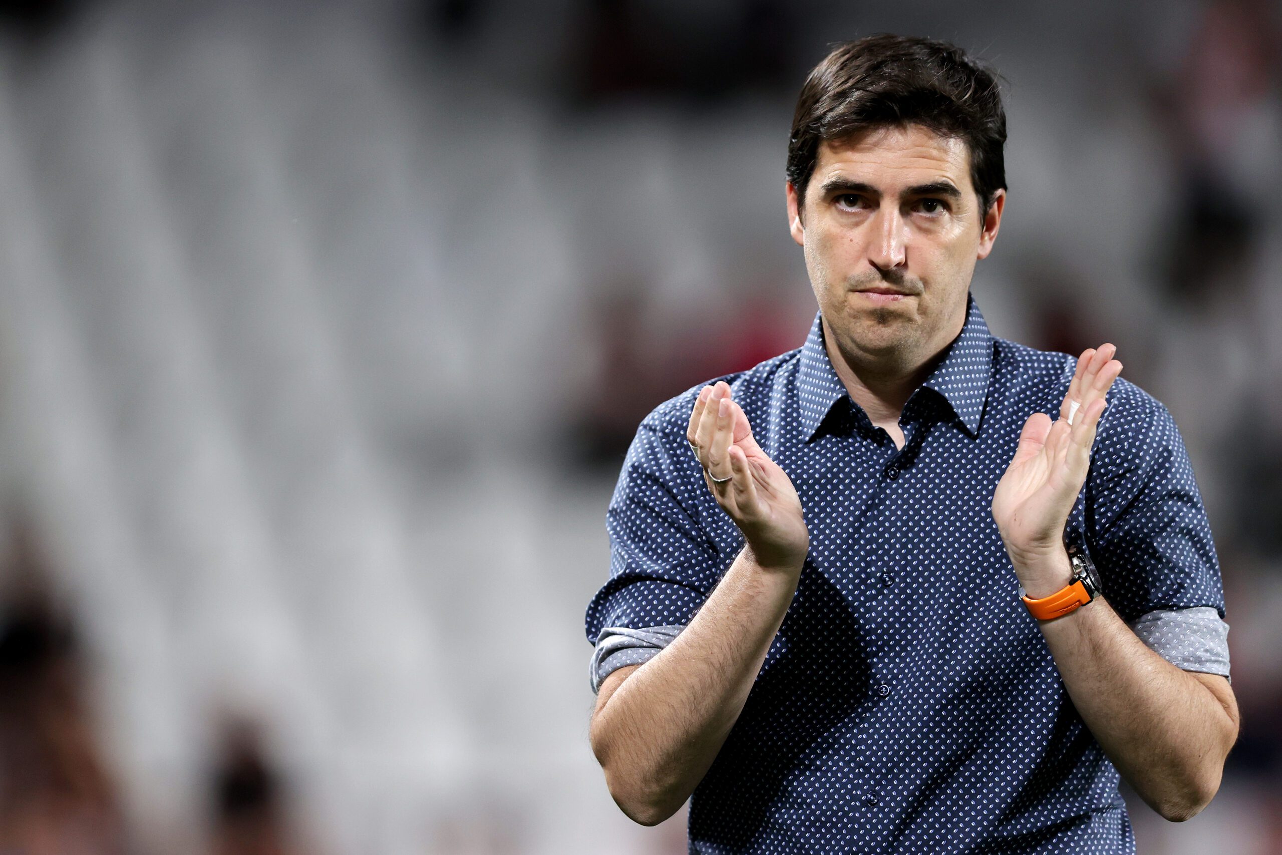 Iraola habla sobre el racismo que sufrió Vinicius. Foto: Getty Images.