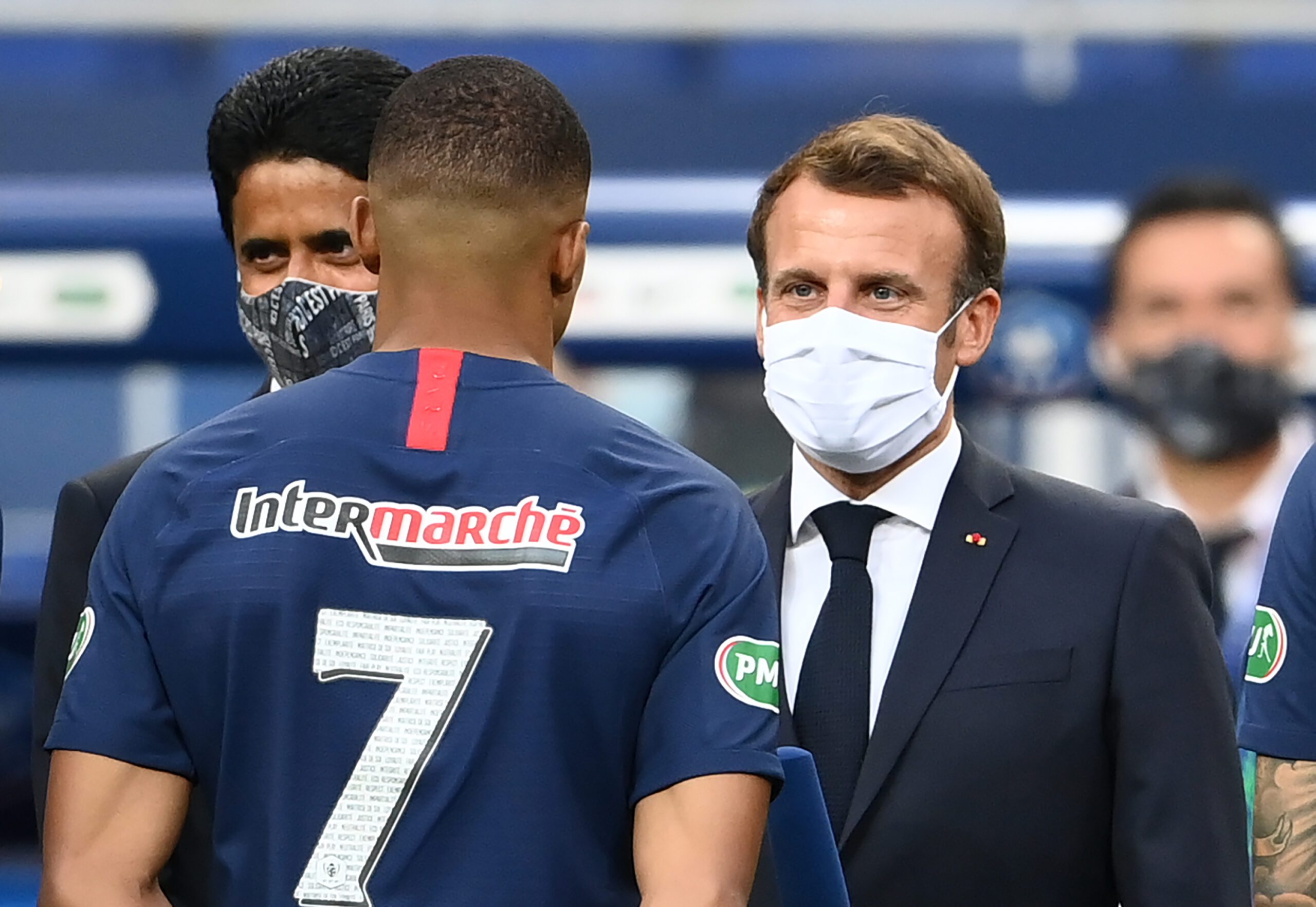 PSG llama hasta a Macron para que se quede Mbappé. Foto: Getty Images.