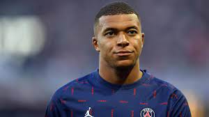 Mbappé piensa en irse libre o nada. Foto: Getty Images.