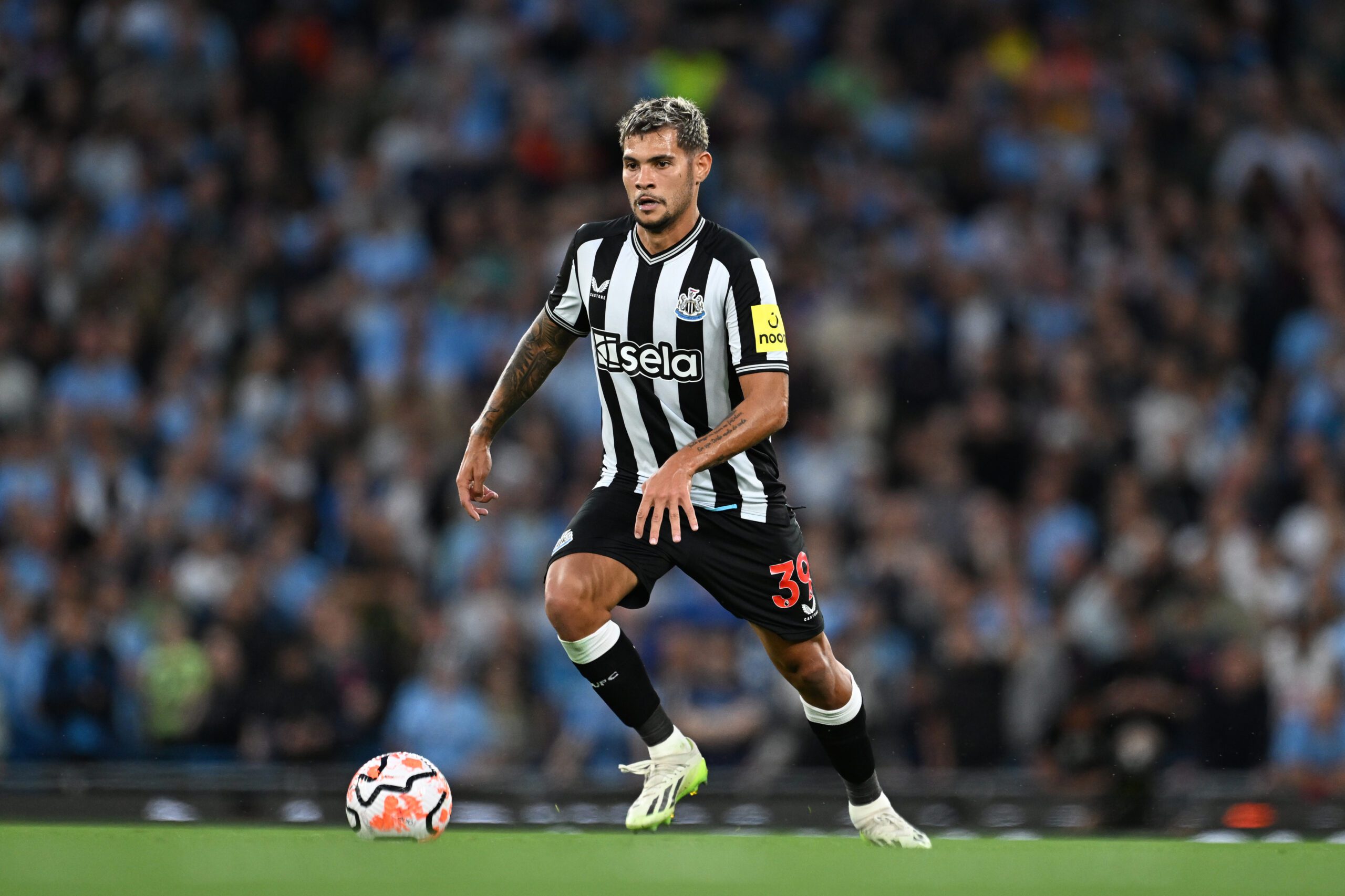 Real Madrid está tras los pasos de Bruno Guimaraes. Foto: Getty Images.