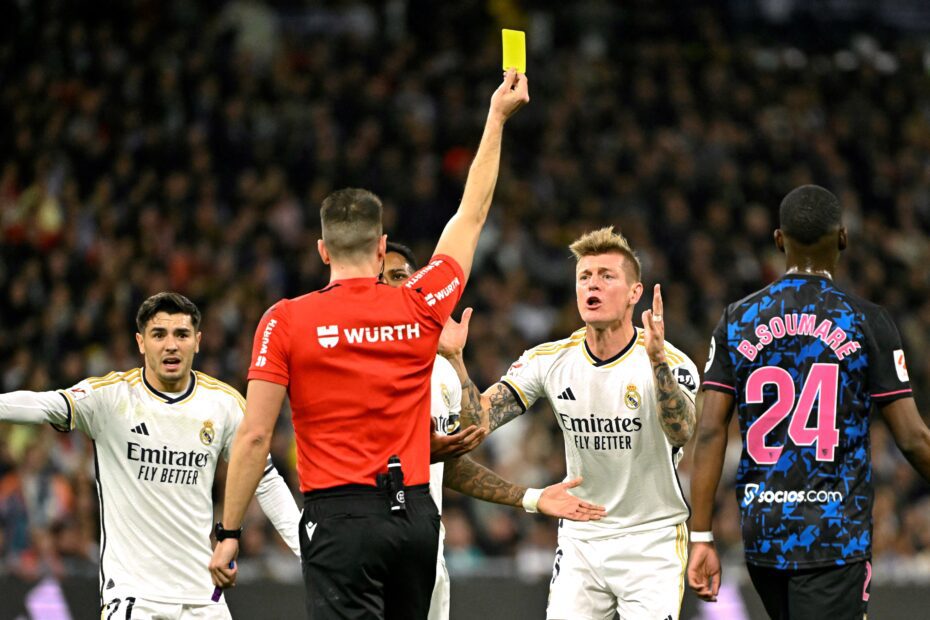 Toni Kroos criticó duramente al árbitro del Real Madrid - Sevilla. Foto: Getty Images.
