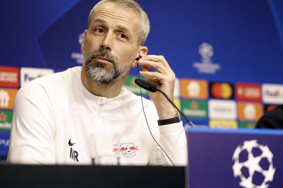 Marco Rose calentó la previa ante Real Madrid. Foto: Getty Images.