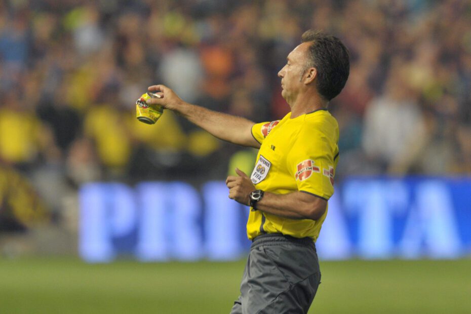 El árbitro del VAR denunciado en La Liga. Foto: Getty Images.