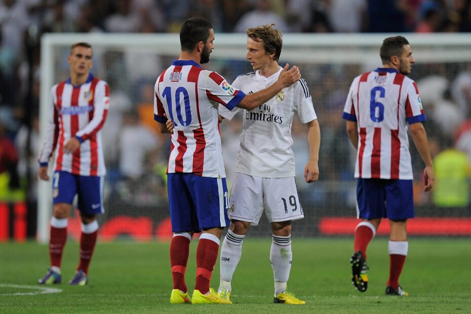¿Arda Turan y Luka Modric se reúnen? Foto: Getty Images.