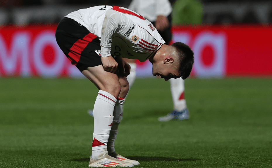 Liverpool se adelanta por Mastantuono. Foto: Getty Images.