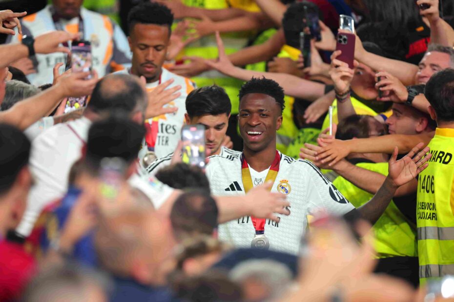 Se viene la renovación de Vinicius. Foto. Getty Images.