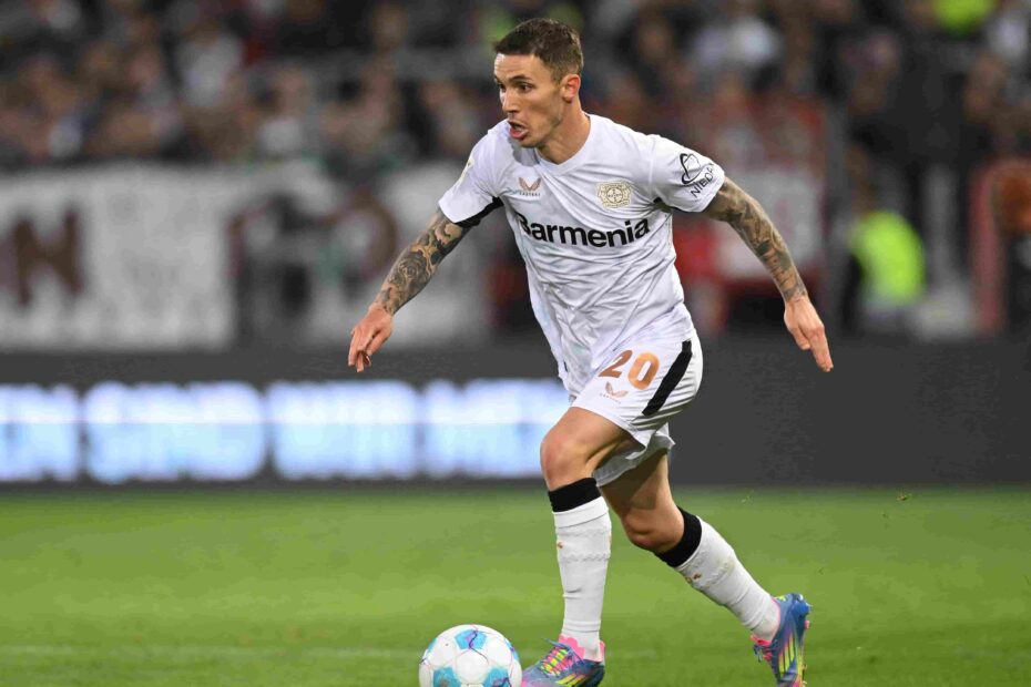 Grimaldo cerca de Real Madrid. Foto: Getty Images.